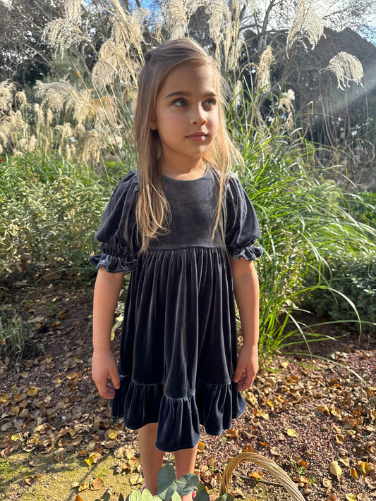 Vivienne Silhoutte Midnight